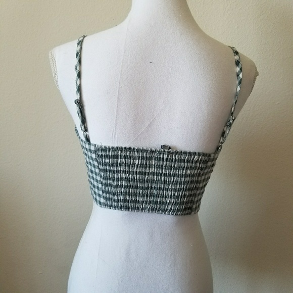 ๐ฎ 5/$20 NWOT Brandy Melville Gingham Crop Top - Picture 3 of 3